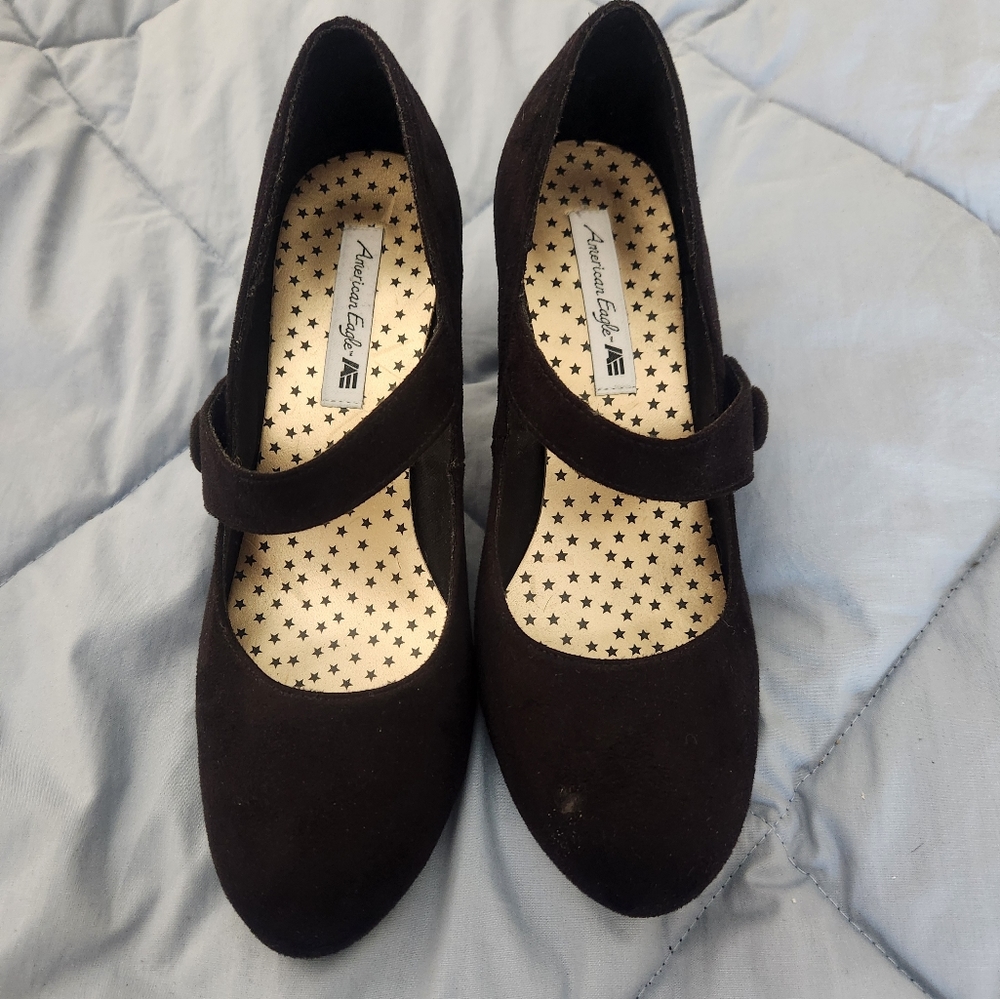 American Eagle Mary Jane heels